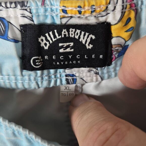 Billabong Men's Shark Print Recycler Layback Swim Board Shorts Blue Multi XL - Picture 3 of 6